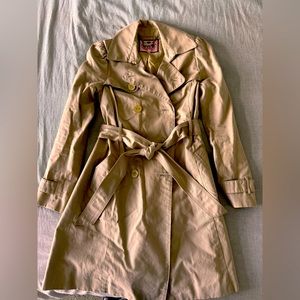 Juicy trench coat